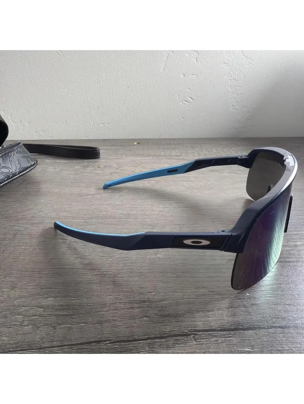 Oakley Sutro Lite Matte Navy/Prizm Sapphire Men's Sunglasses OO9463-0639 - Picture 2 of 6